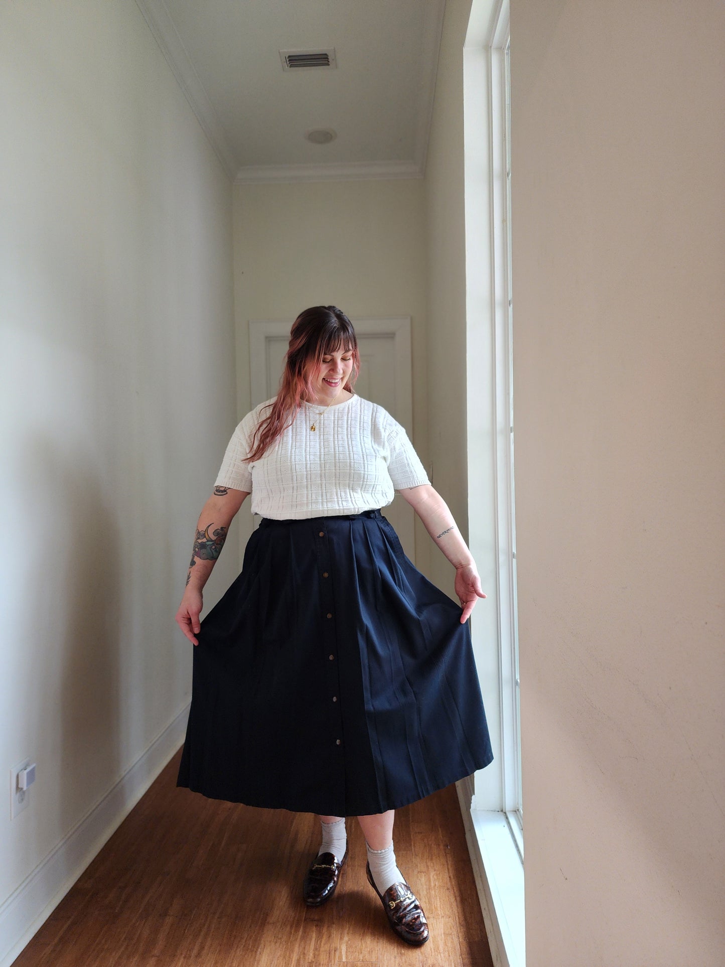 Minimalist Pleated Skirt | XL