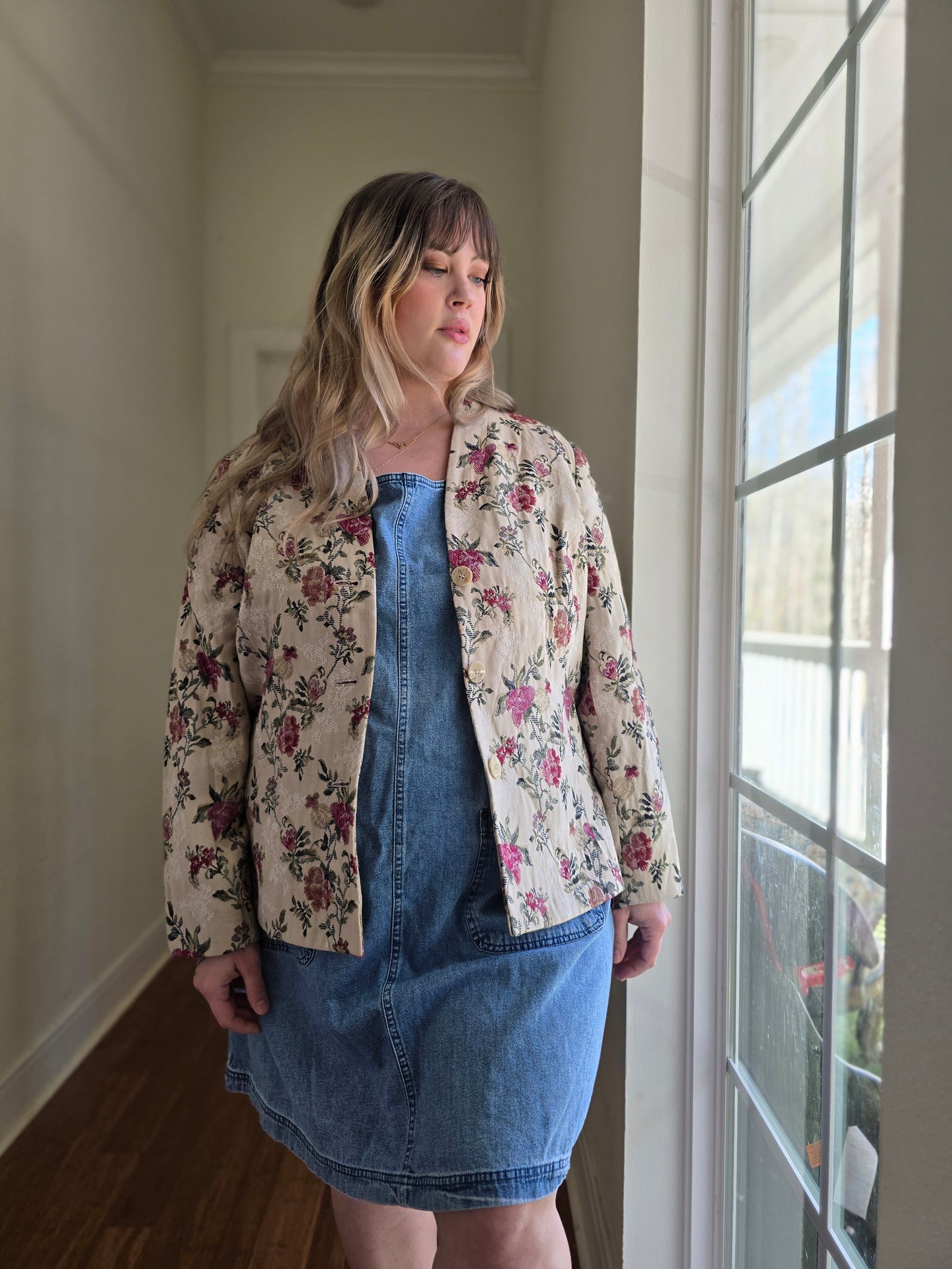 Floral Embroidered Jacket | XL-1X