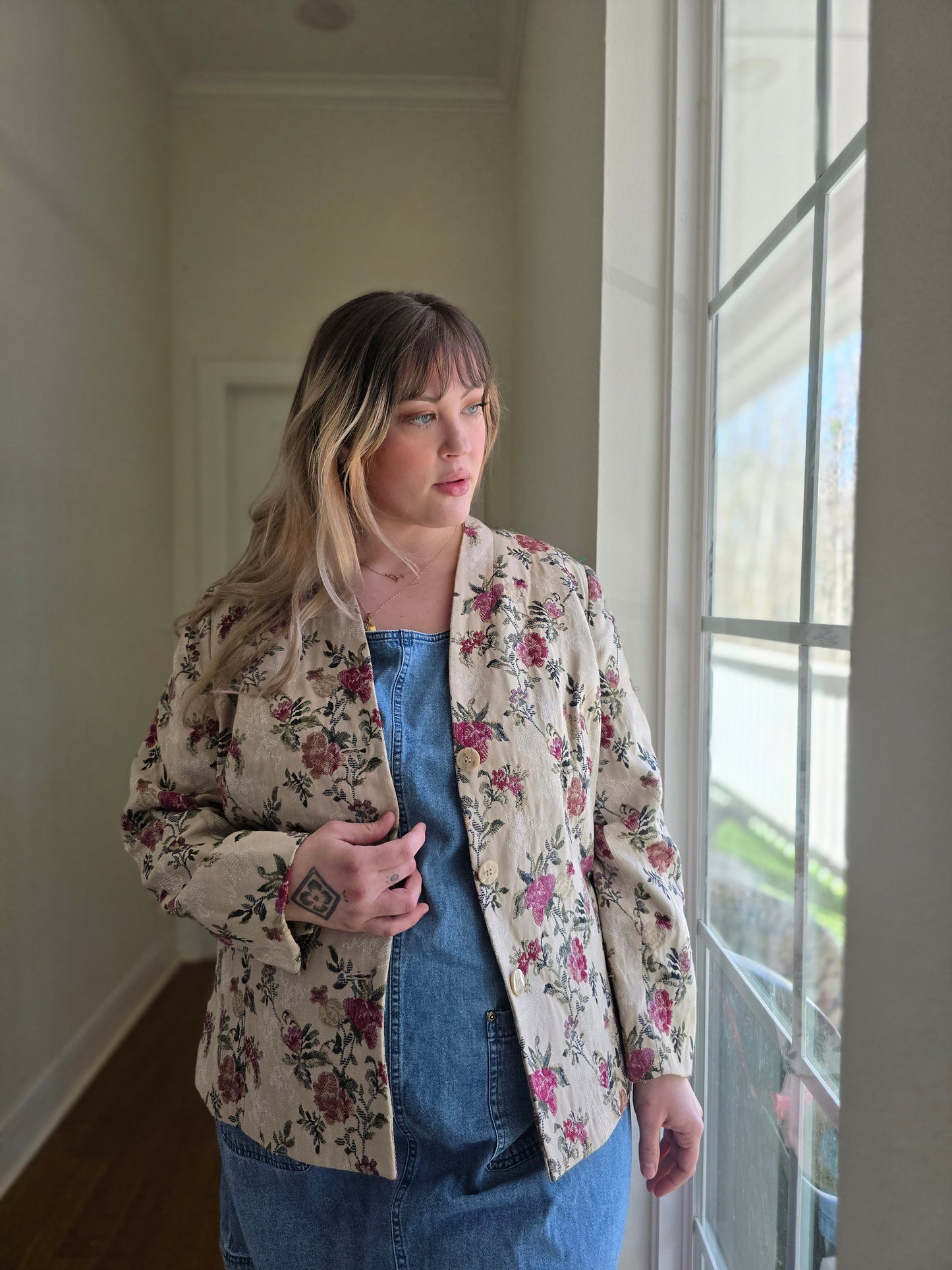 Floral Embroidered Jacket | XL-1X