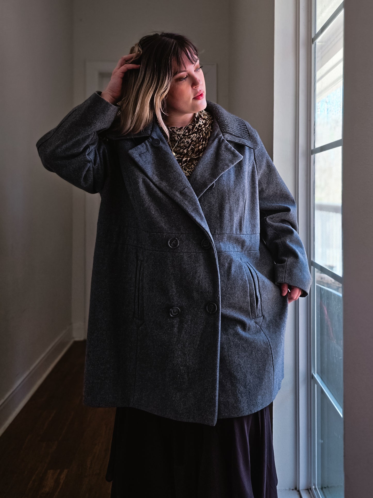 Minimalist Charcoal Coat | 3X